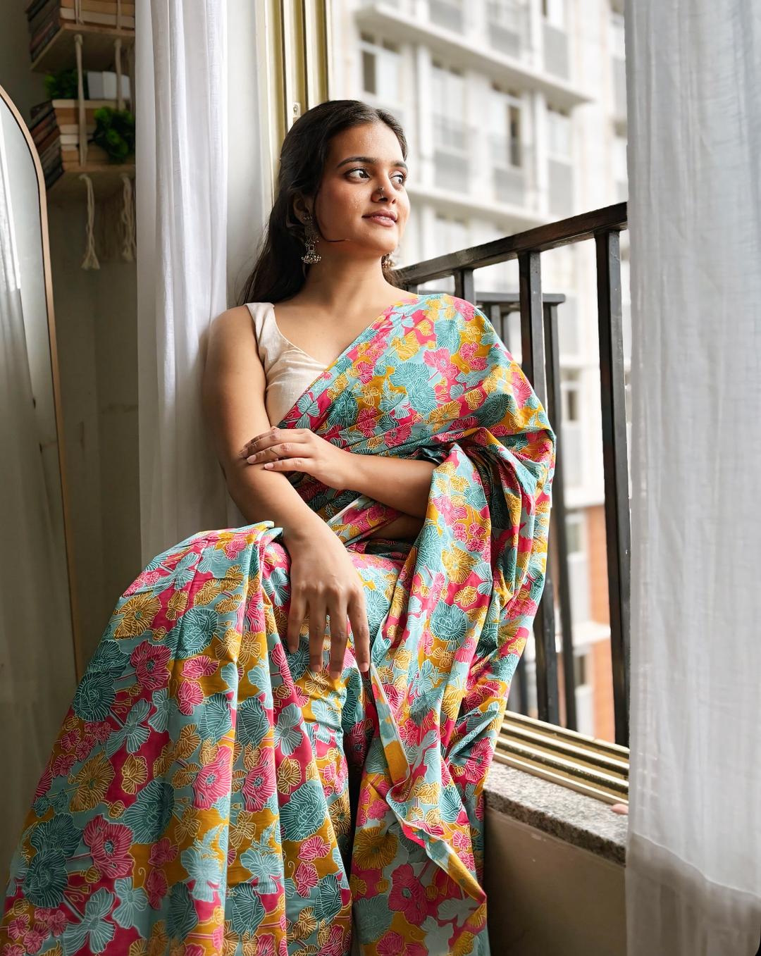Multicolour floral printed cotton saree